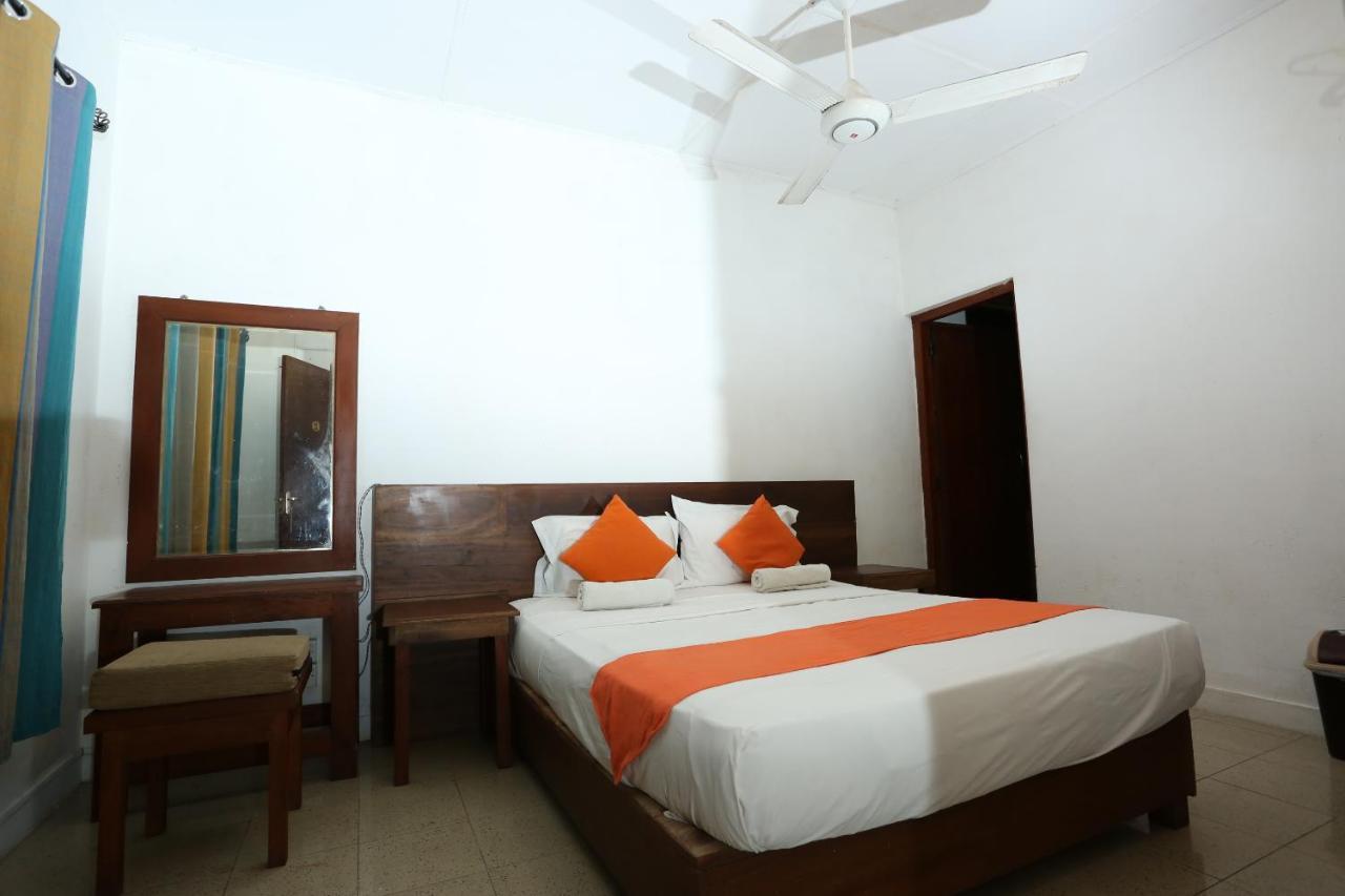 Tree Breeze Inn Kandy Exterior photo