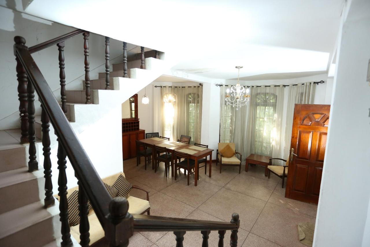 Tree Breeze Inn Kandy Exterior photo