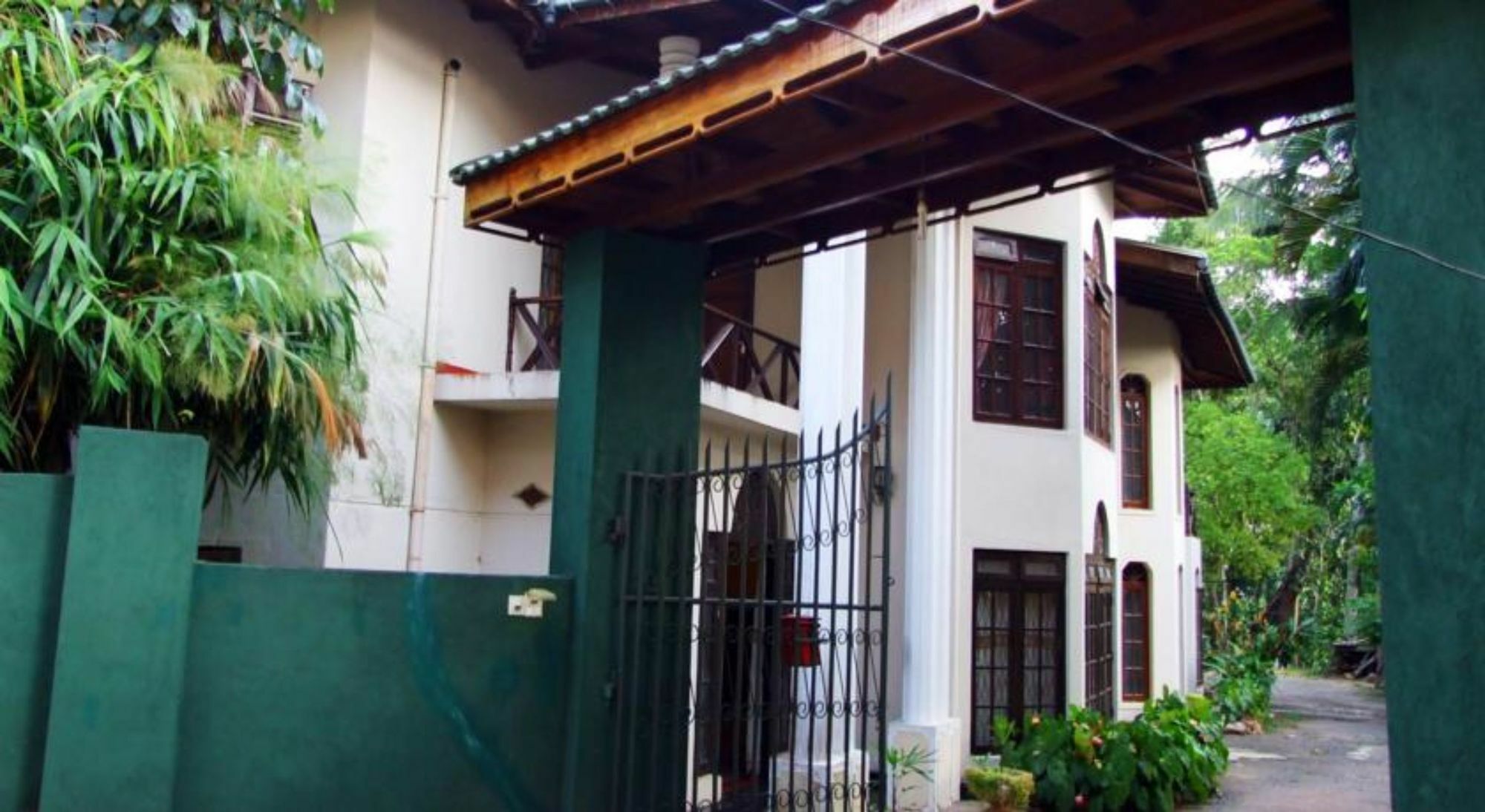 Tree Breeze Inn Kandy Exterior photo